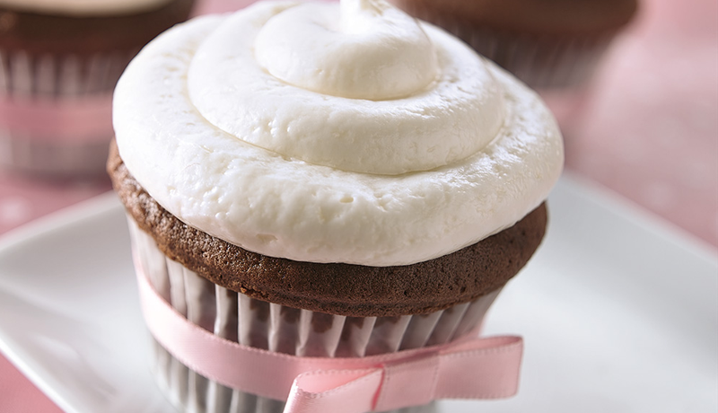 Chocolate Cupcakes with White Truffle Frosting